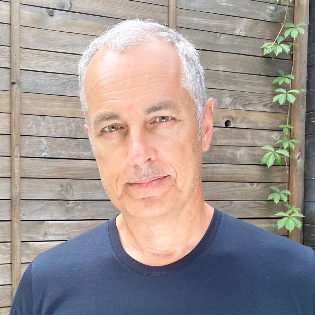 Photo of Clive McLean